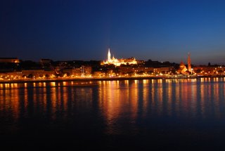 168  320x240 mathyas noaptea Budapesta   Praga   Viena, dintr un foc!